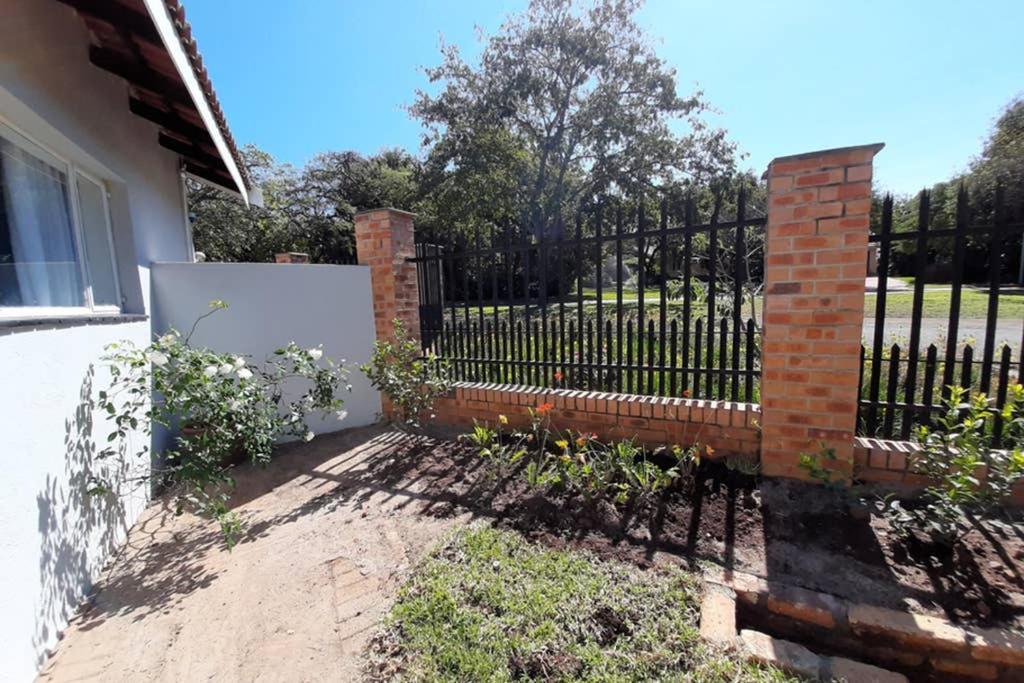 Kruger Southern Cross Malalane Exteriör bild