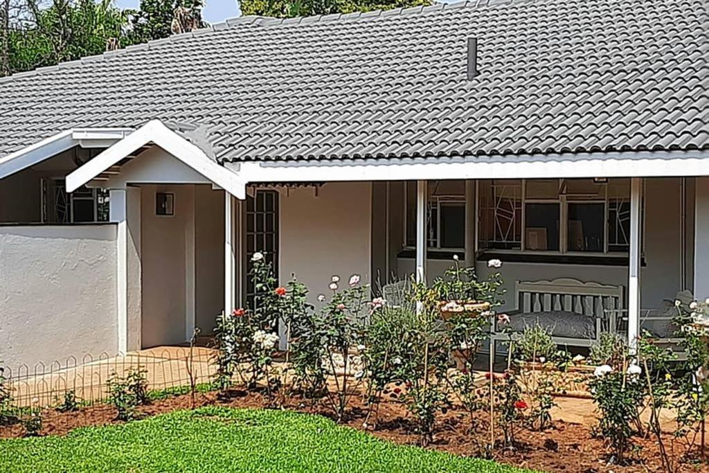 Kruger Southern Cross Malalane Exteriör bild